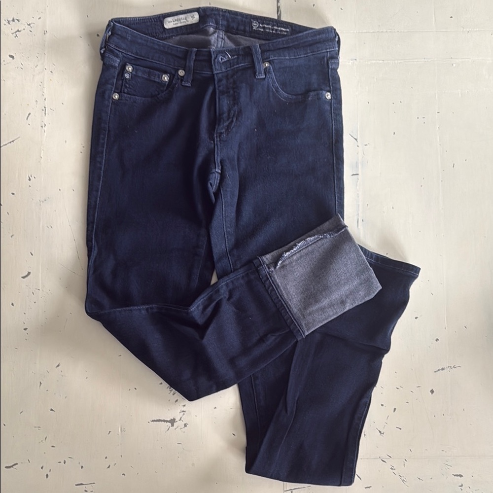 The legging super skinny fit has lots of stretch Women's Dark Blue Jeans
